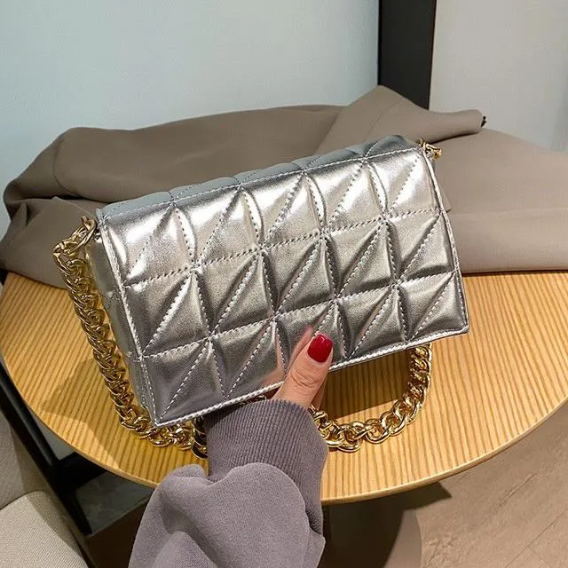 5102 METALLIC PURSE