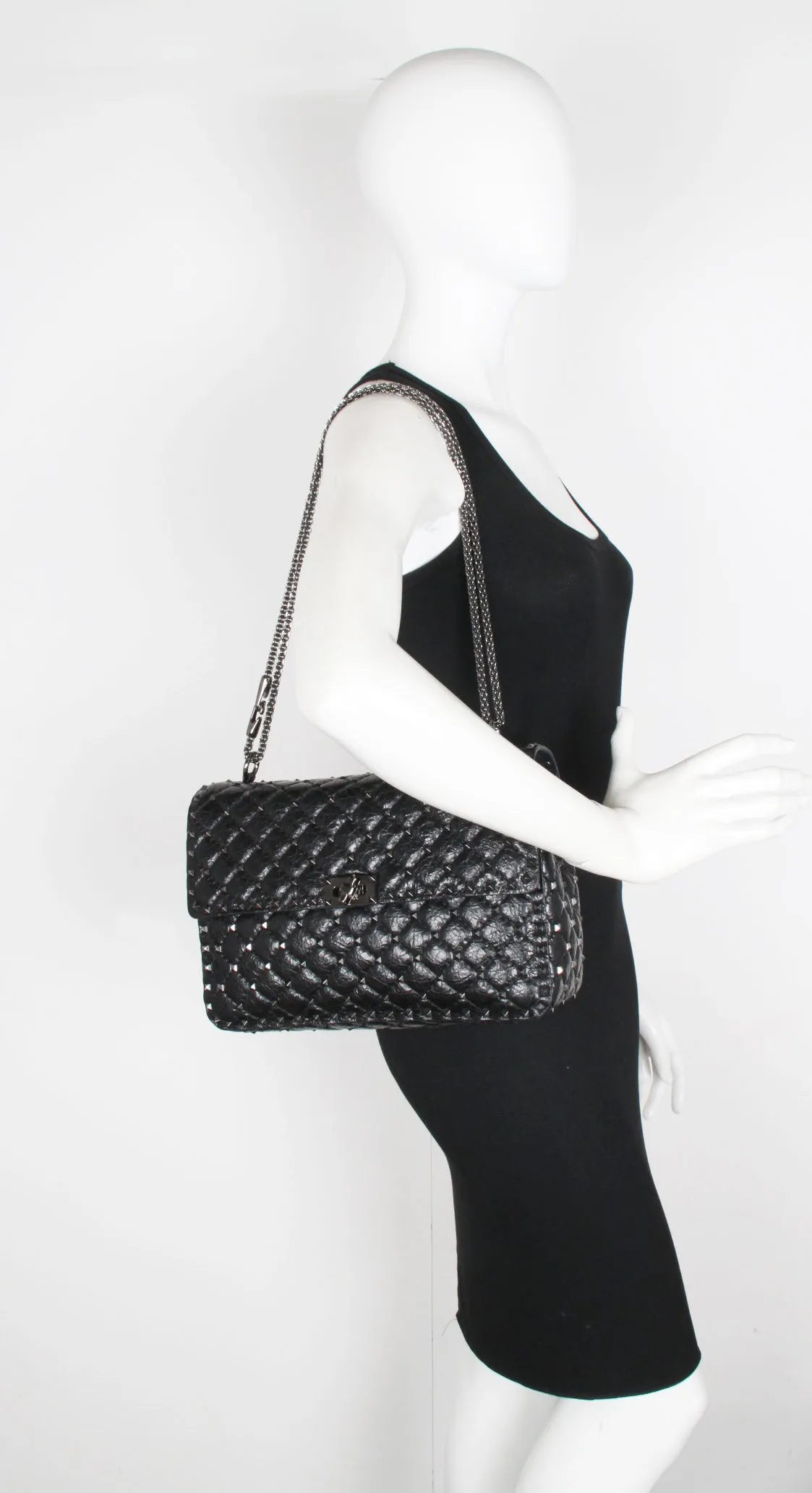 Spike Large Shoulder Crackle leather, Black/Gun Metal